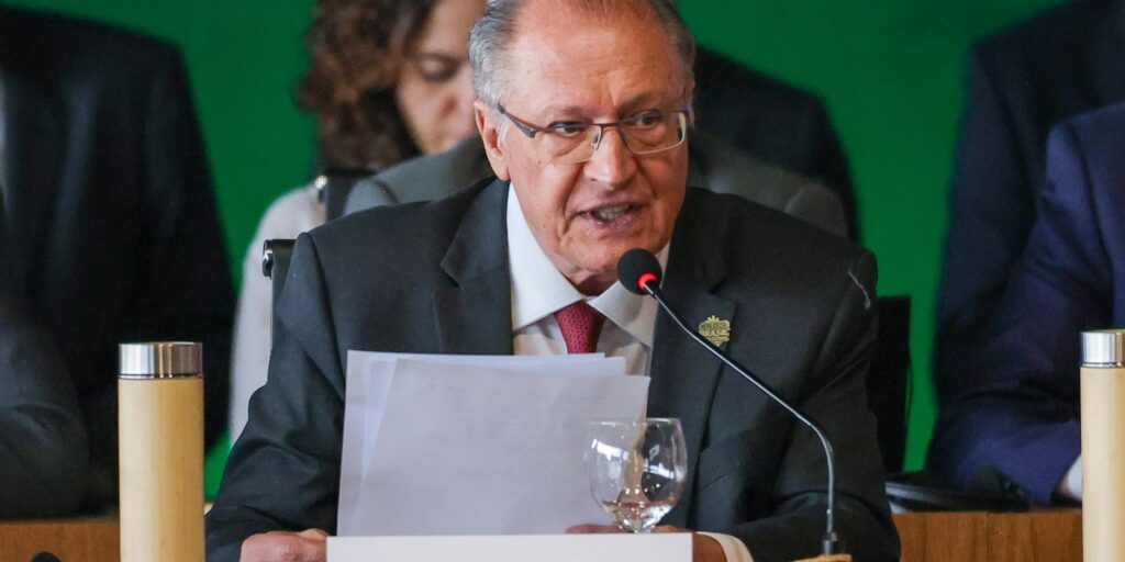 cop30:-ministros-de-cerca-de-160-paises-abrem-negociacoes