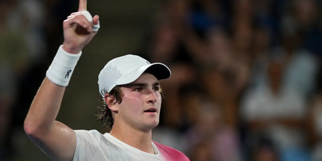 joao-fonseca-concorre-ao-premio-atp-awards-de-maior-evolucao-do-ano