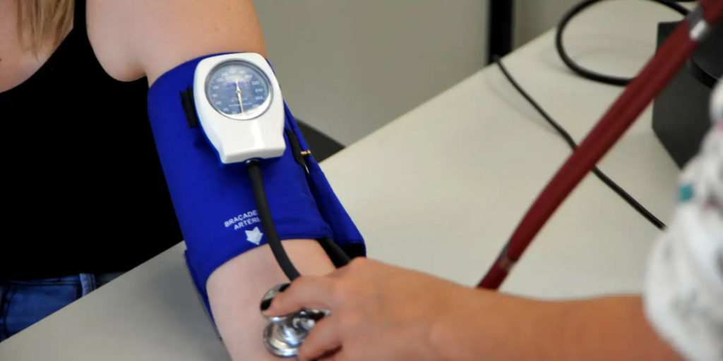 medicos-alertam-para-riscos-de-prescricao-de-testosterona-para-mulher