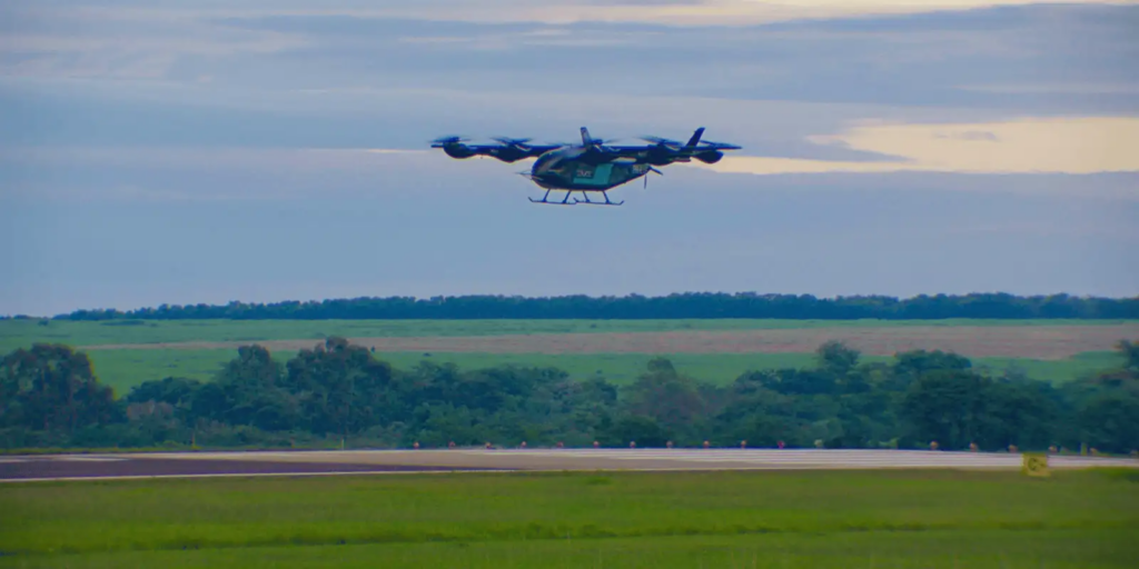 eve,-da-embraer,-faz-primeiro-voo-do-prototipo-de-“carro-voador”